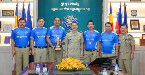 អគ្គនាយកដ្ឋានអត្តសញ្ញាណកម្ម៖ នៅថ្ងៃព្រហស្បតិ៍ ៤រោច ខែជេស្ឋ ឆ្នាំមមី អដ្ឋស័ក ព.ស. ២៥៧០ ត្រូវនឹងថ្ងៃទី៤ ខែមិថុនា ឆ្នាំ២០២៦ ឯកឧត្តម ឧត្តមសេនីយ៍ឯក បណ្ឌិត តុប នេត អគ្គនាយក នៃអគ្គនាយកដ្ឋានអត្តសញ្ញាណកម្ម បានអញ្ជេីញទទួលជួប